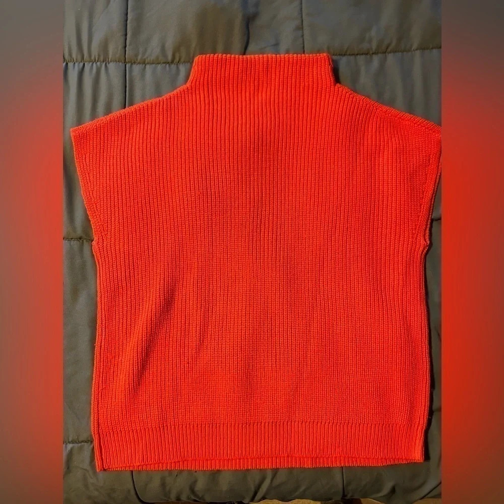 Kenneth Cole New York Women's Red Sleeveless Turtleneck Sweater